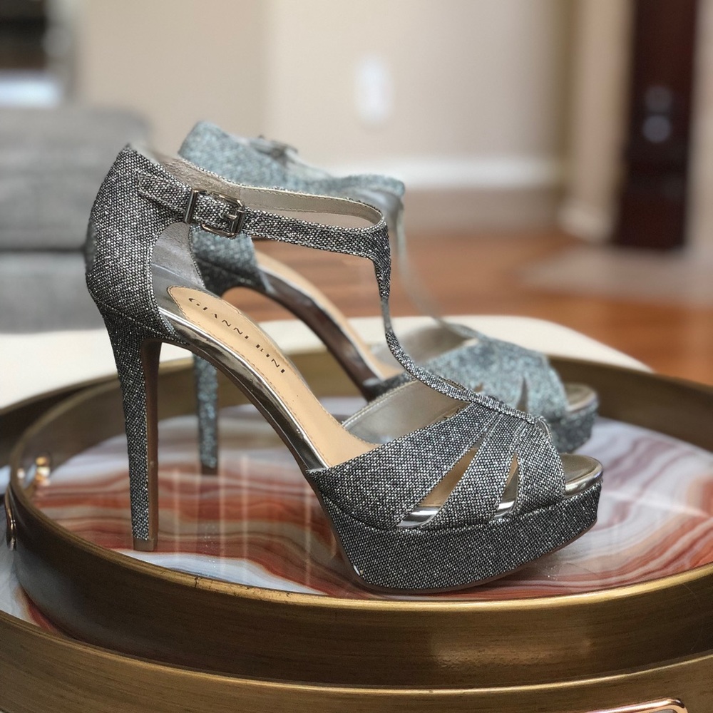 Gianna Bini Pumps